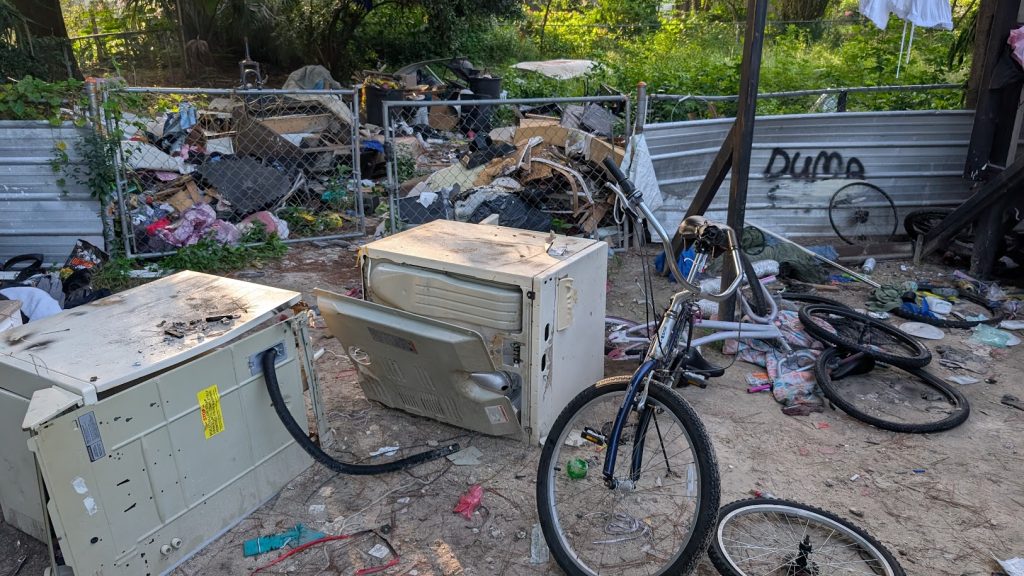 Squatter cleanup