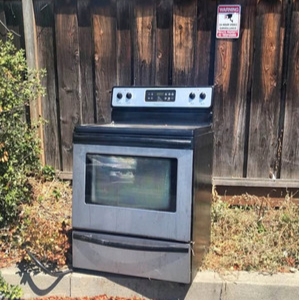 Stove at curbside
