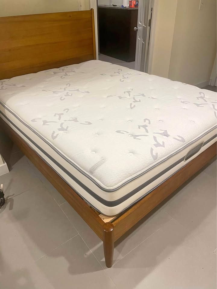 Used Mattress for disposal